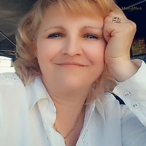 Lola, 57