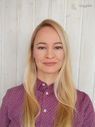 NATALYA, 43