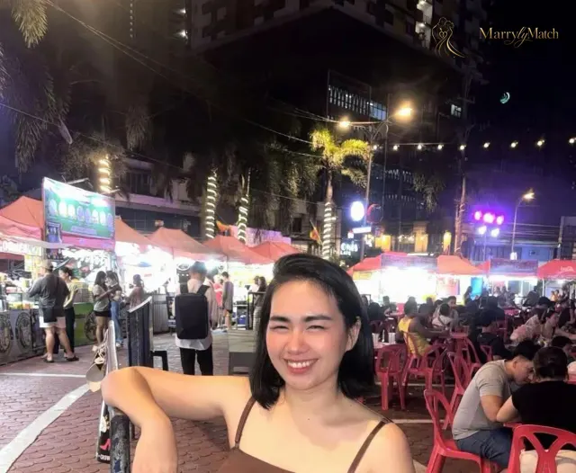 Another photo of Christy