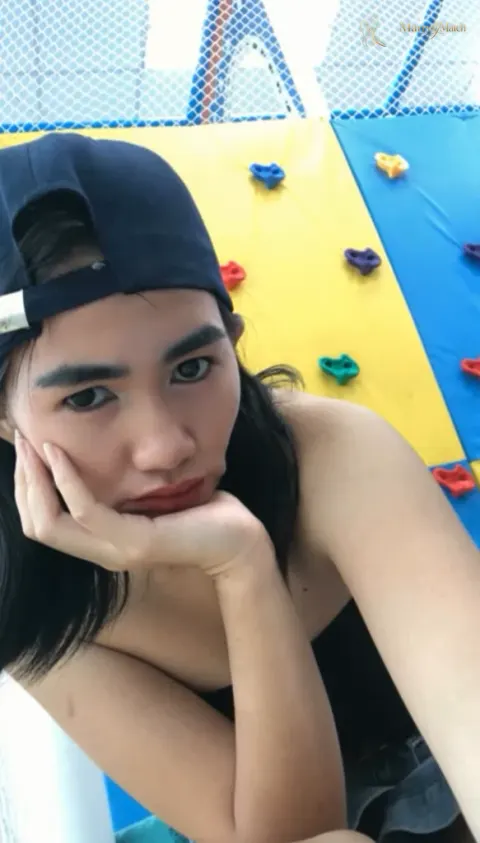 Another photo of Christy