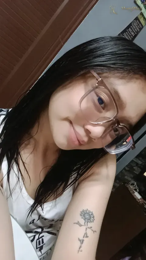 Jade, 27