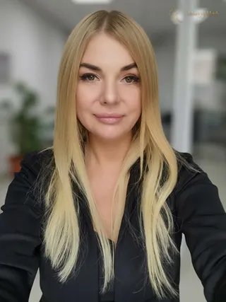 Another photo of SVETLANA