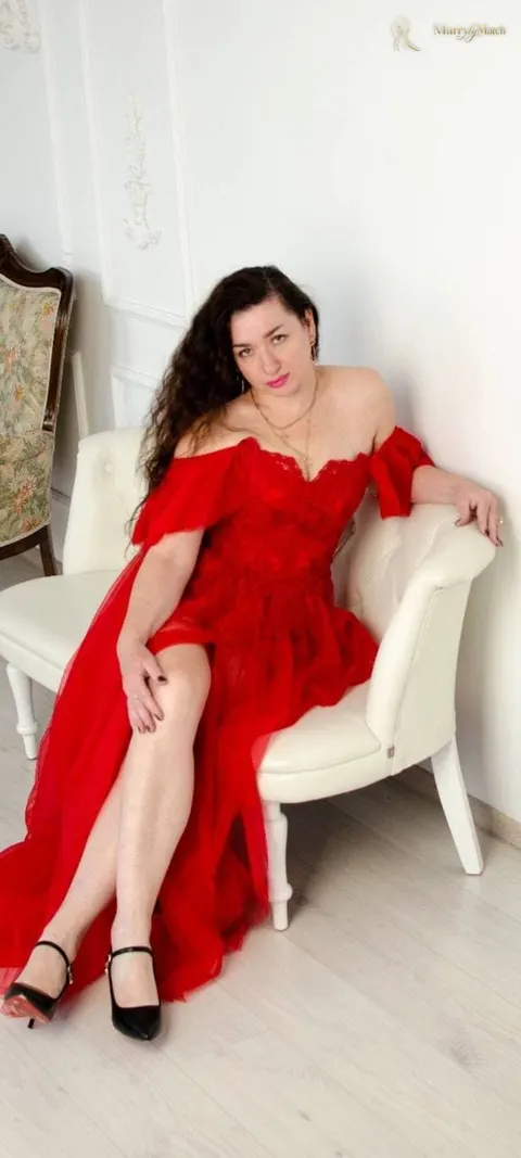 Anna, 52