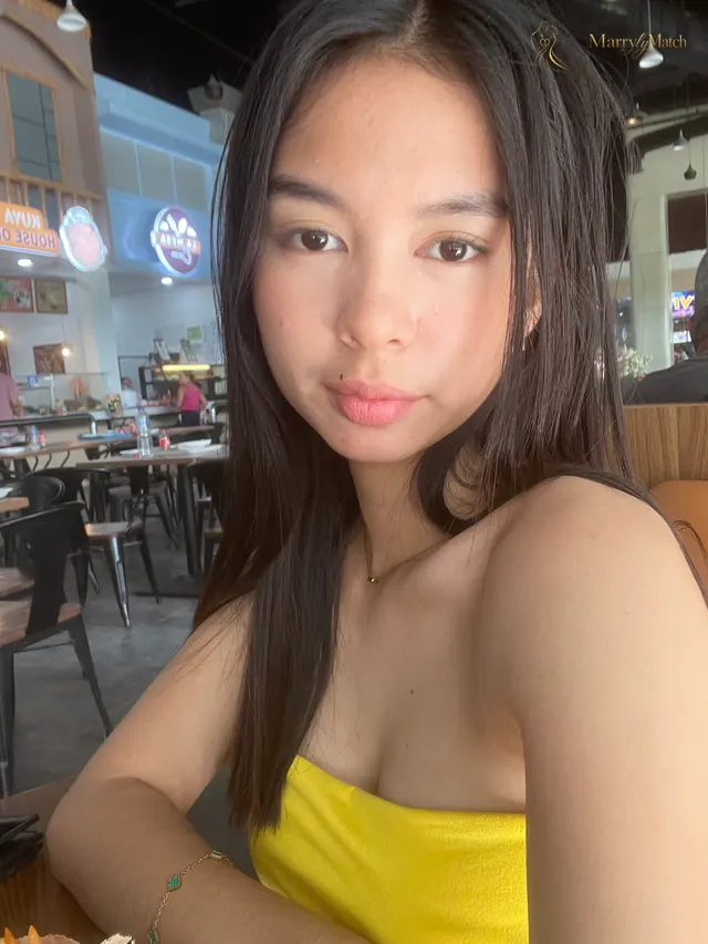 Lily ivy, 21