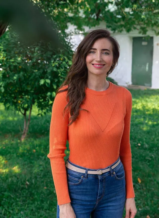 Another photo of Angela