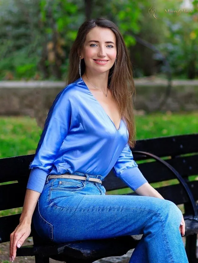 Another photo of Angela