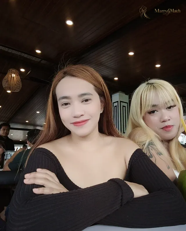 Another photo of Nicole