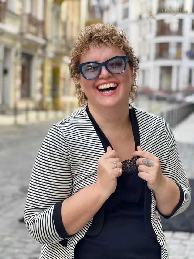 Maryna, 45