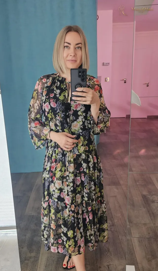 Another photo of Olesya