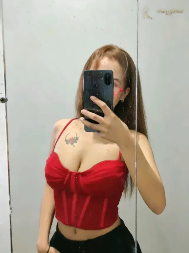 Merylle, 19