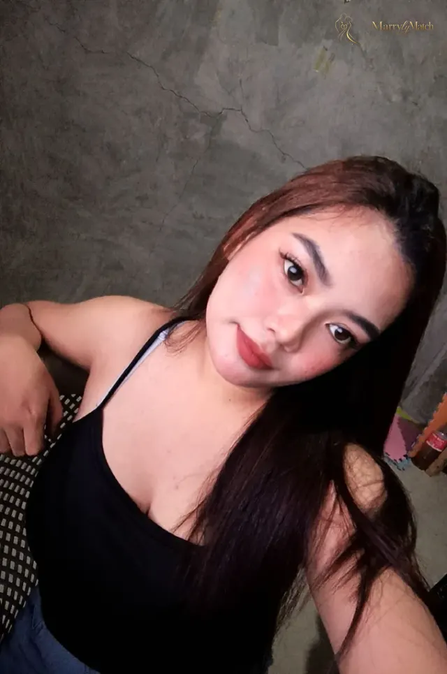 Kassandra, 23
