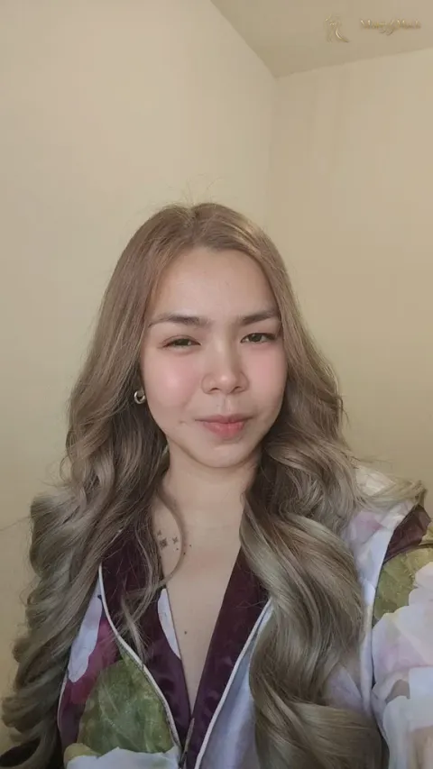 Cherry, 33
