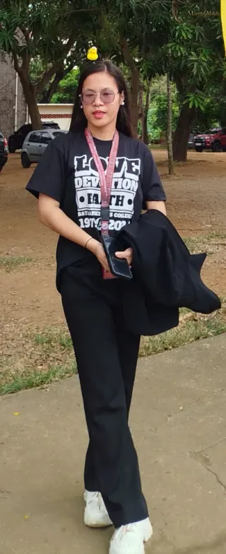 Another photo of toni