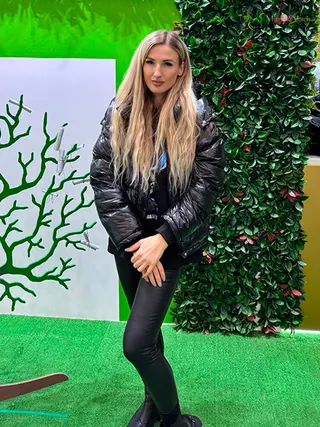 ANASTASIYA, 36
