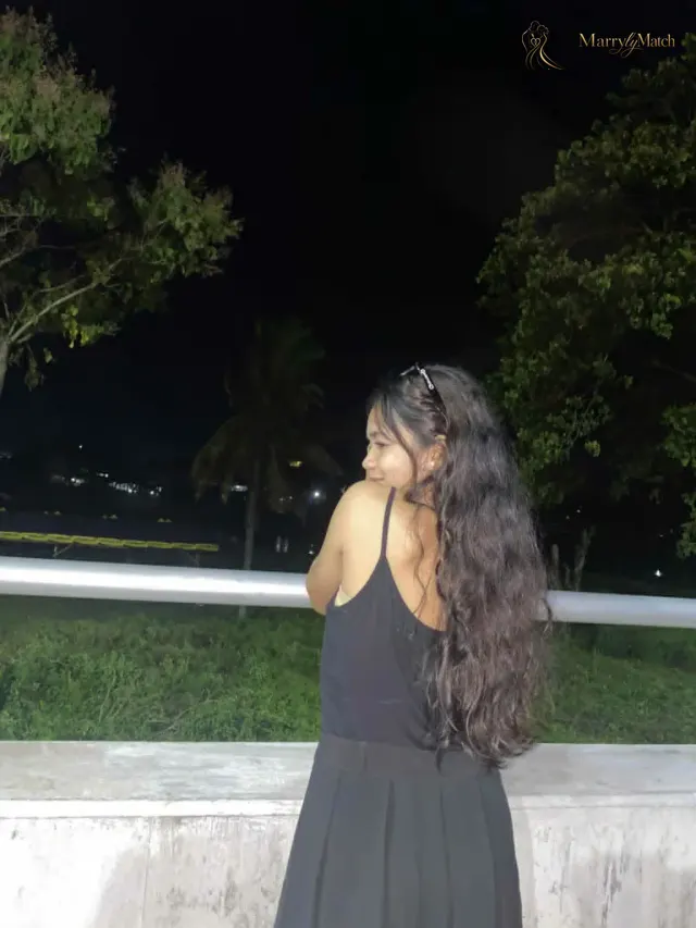 Another photo of Mylene