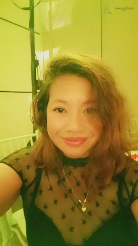 Donna, 48