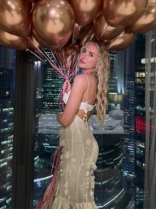DARYA, 35