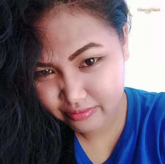 Another photo of Shaina Mae