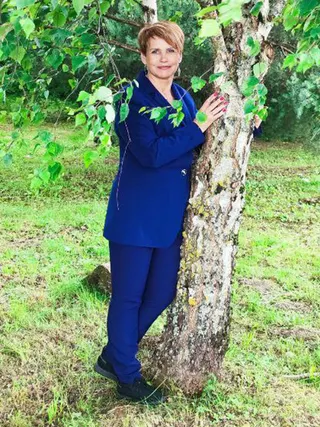 IRINA, 55