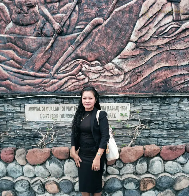 Sheril, 37