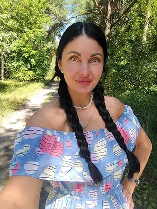 ANNA, 42