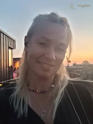 Another photo of ALLA