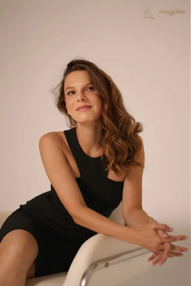 Anastasia, 39