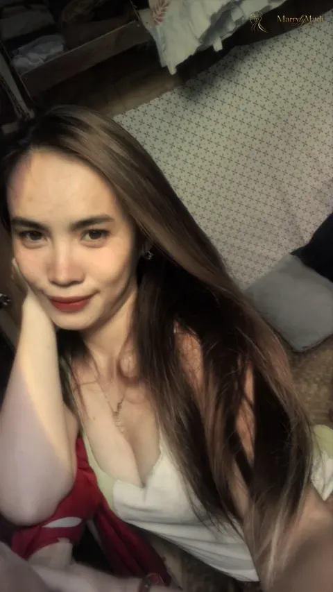 Another photo of Ronalyn
