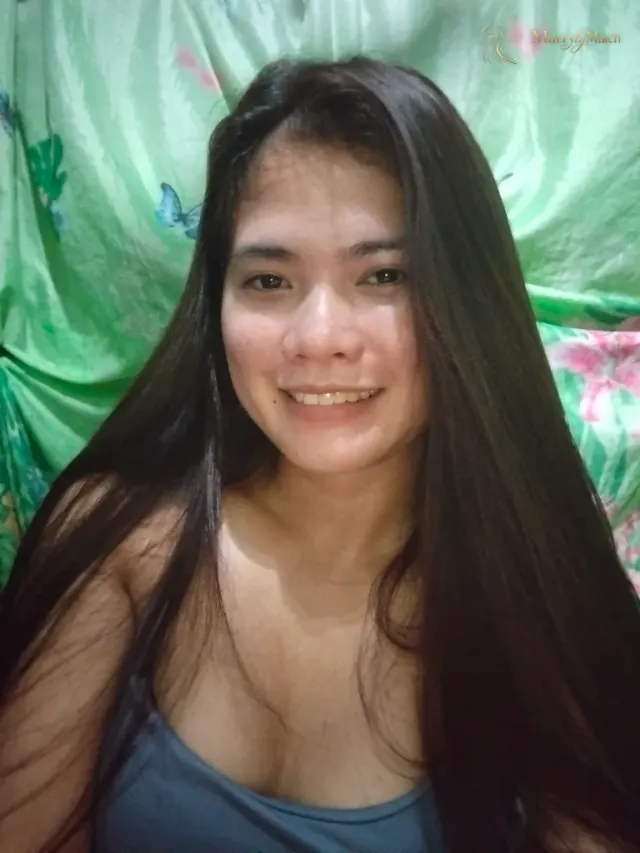 Another photo of Janine