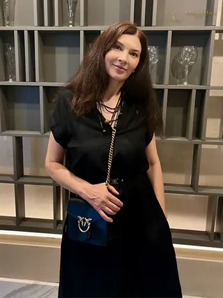 NATALYA, 52