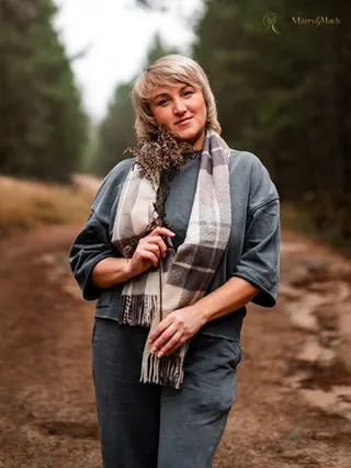 YULIYA, 47