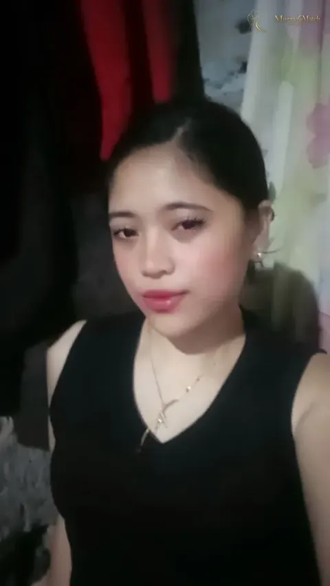 Ashley, 22
