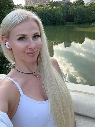 SVETLANA, 42