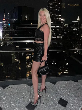 Another photo of SVETLANA