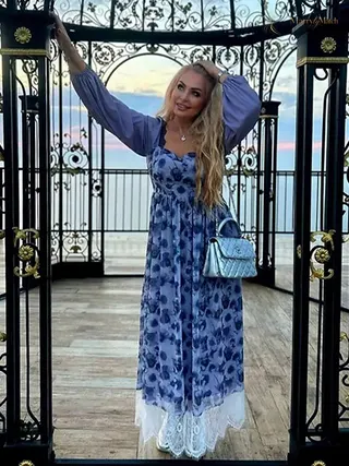 Another photo of ANZHELIKA