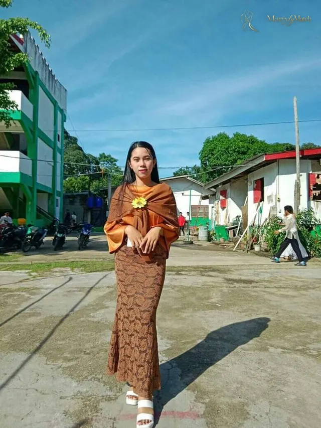 Another photo of Bea Flores