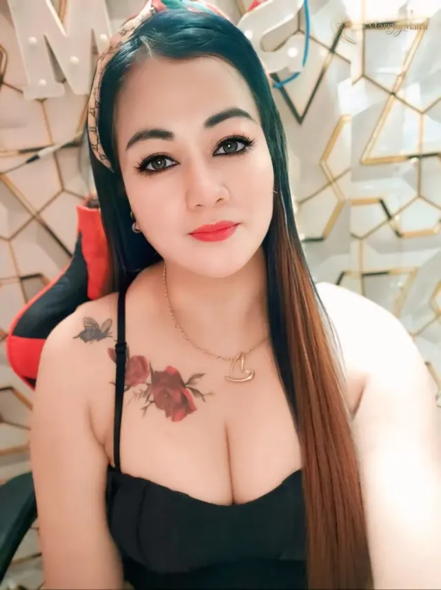 Another photo of Teresa
