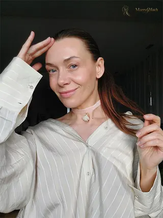 OLESYA, 44