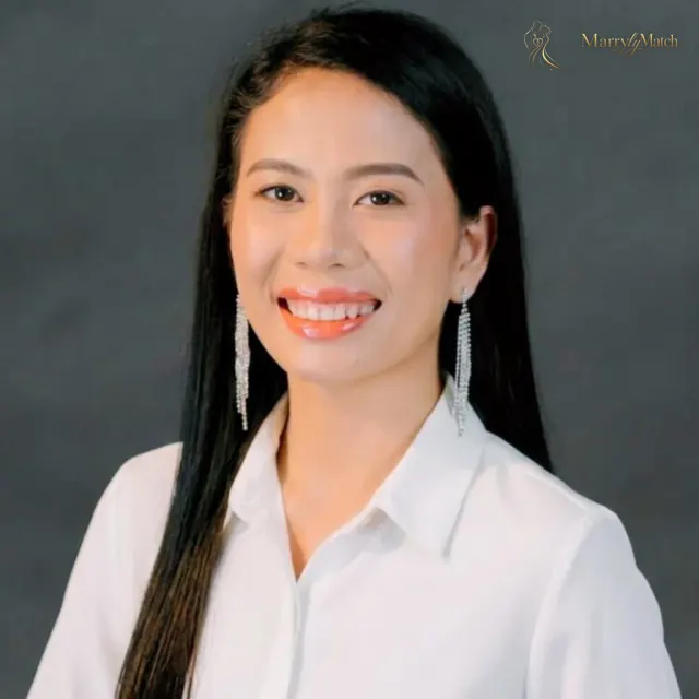 ROWENA, 26