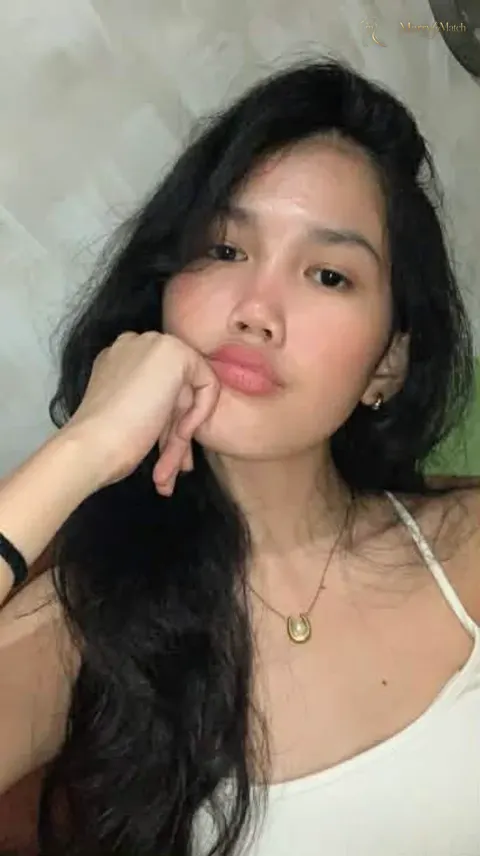 Donna, 19