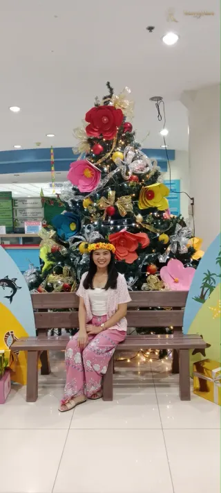 Another photo of Wenna Joy