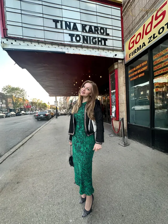 Another photo of Yuliia