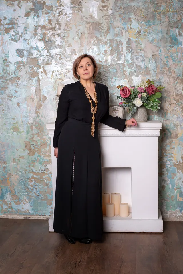 Another photo of Elena