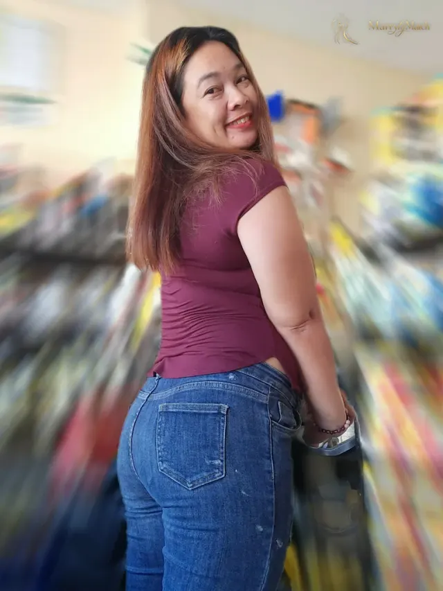 Another photo of Shella