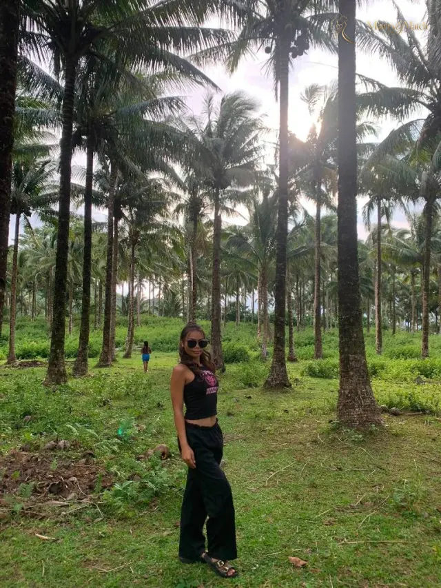 Another photo of kristina