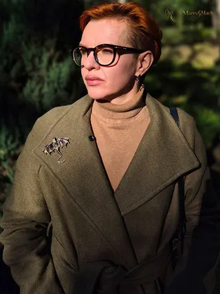 Another photo of ALESYA