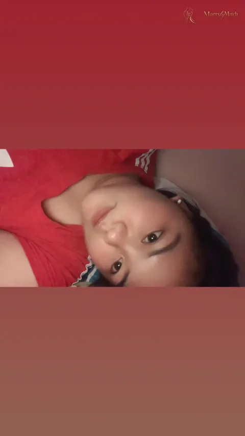 Another photo of Samantha