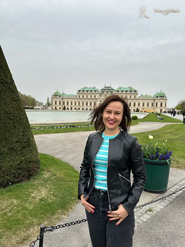 Natalia, 38