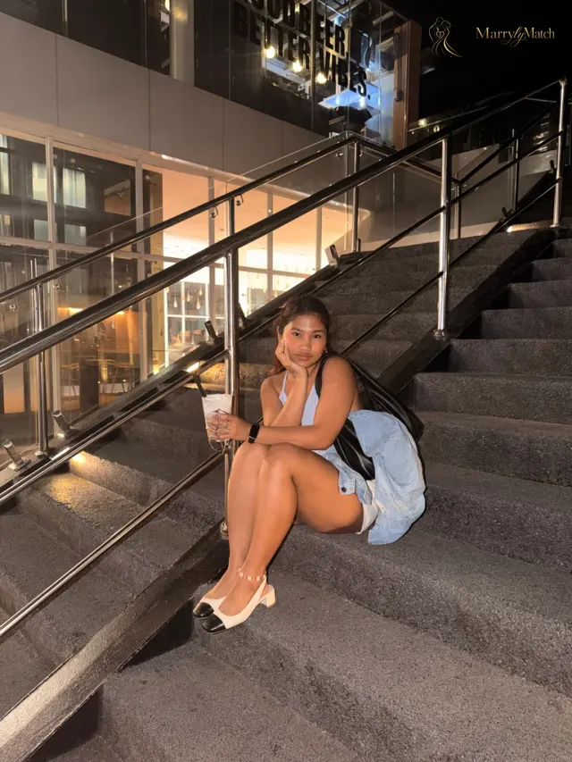 Another photo of Rhej