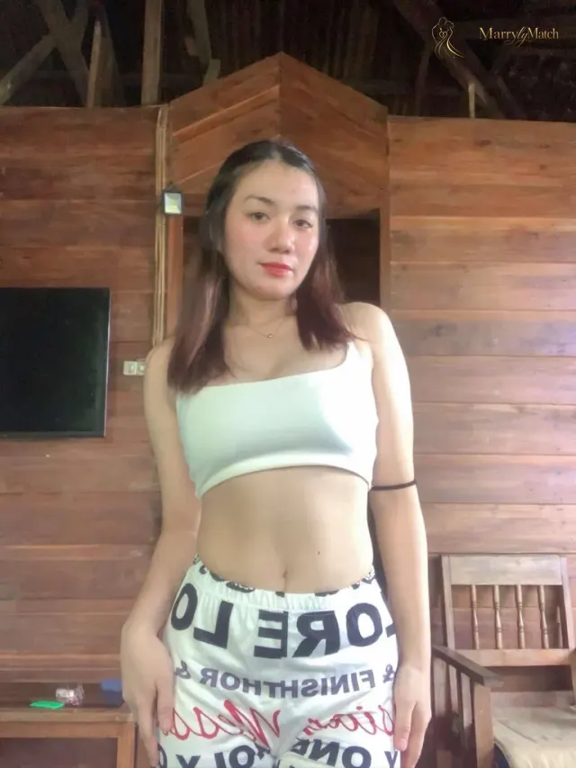 Another photo of Thea Faith